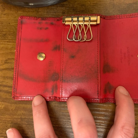 Louis VuittonRed Epi Leather 4 Key Holder CASE - Picture 5 of 12